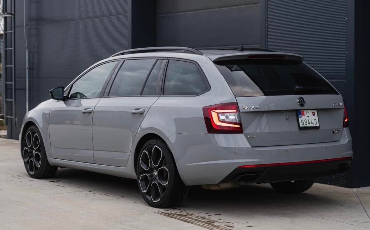 Škoda Octavia Combi 2.0 TDI RS DSG 4x4
