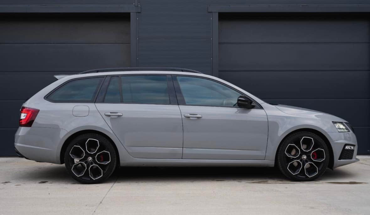 Škoda Octavia Combi 2.0 TDI RS DSG 4x4