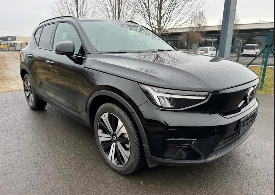 Volvo XC40 Core Recharge Pure Electric