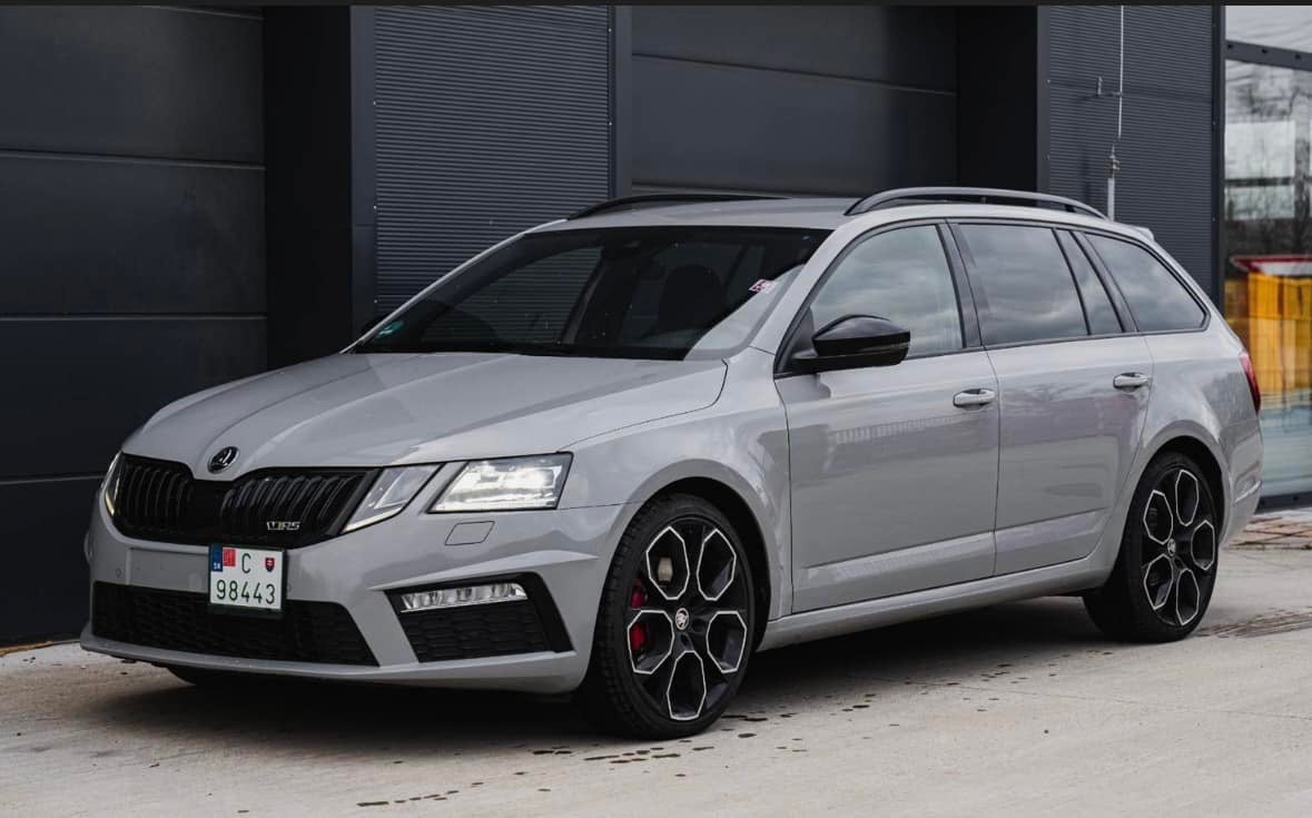 Škoda Octavia Combi 2.0 TDI RS DSG 4x4
