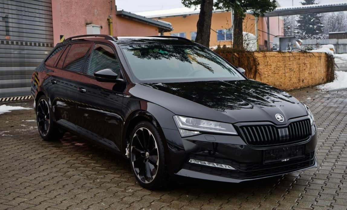 Škoda superb combi 2.0 TDI DSG 4x4 Sportline