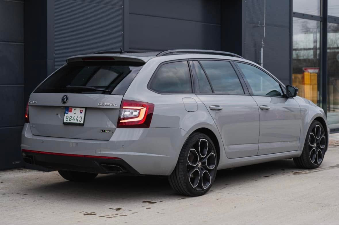 Škoda Octavia Combi 2.0 TDI RS DSG 4x4