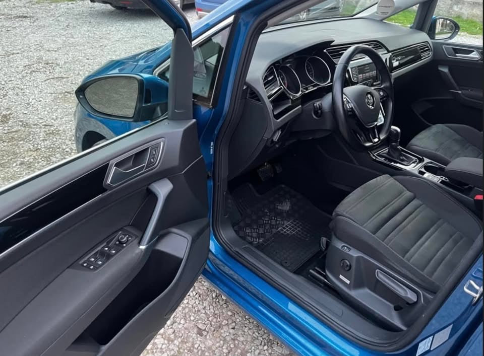 Volkswagen Touran 1.4 TSI Highline DSG
