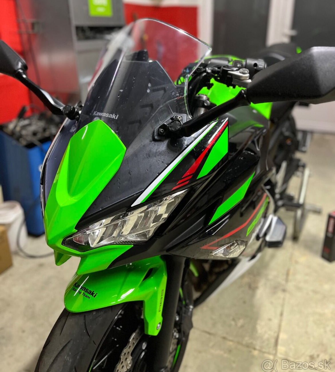 Kawasaki Ninja 650 KRT 2022 - este v ZARUKE