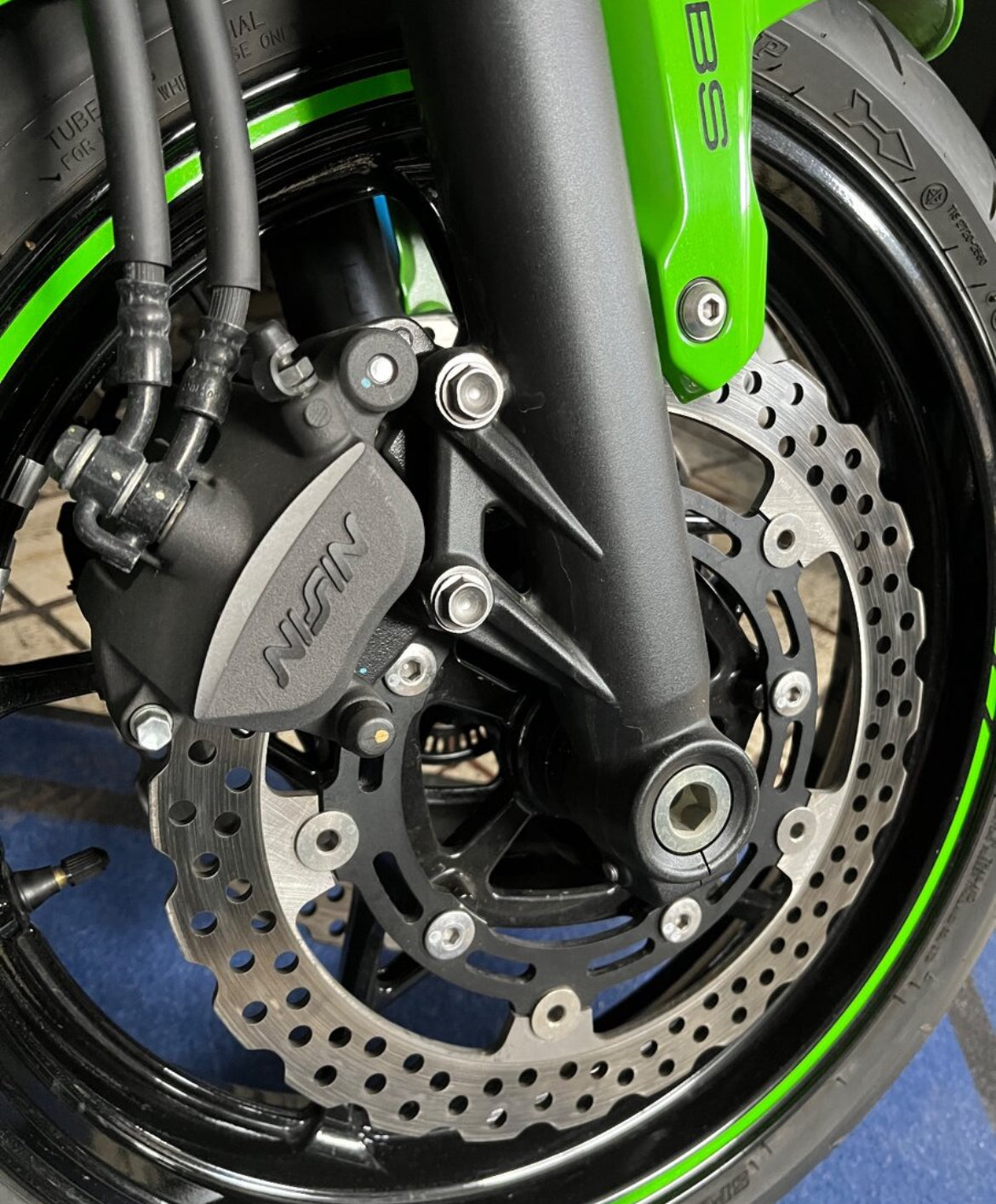 Kawasaki Ninja 650 KRT 2022 - este v ZARUKE
