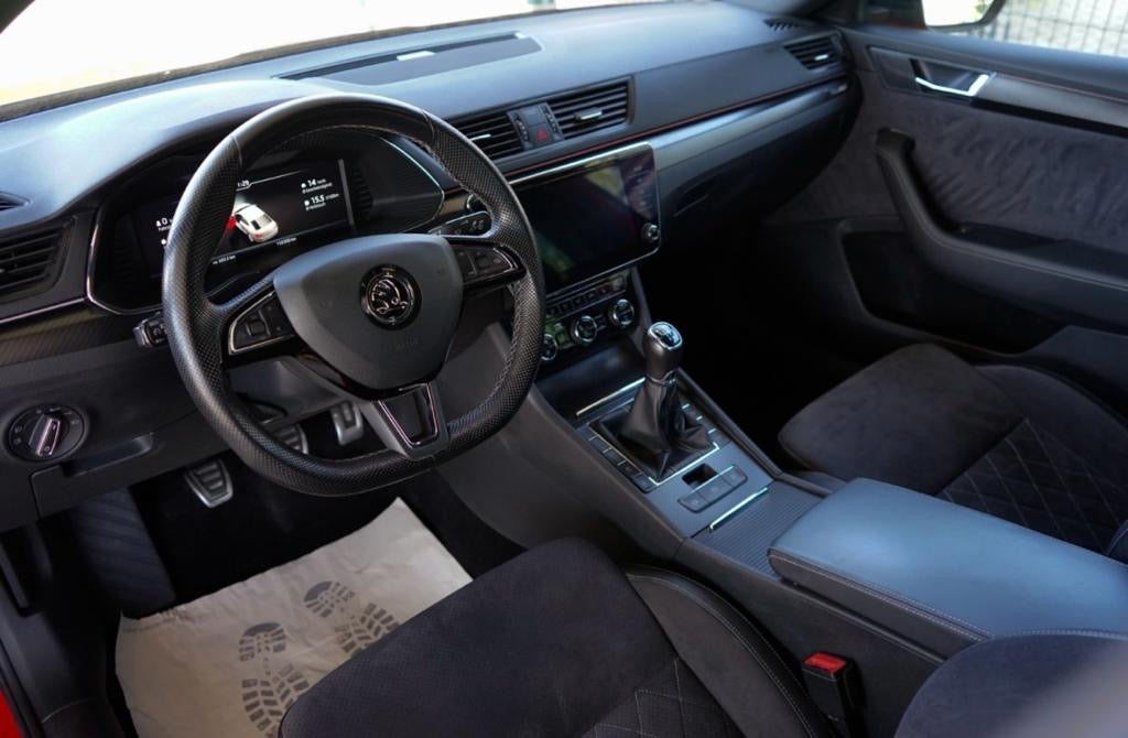❤️Škoda Superb 2.0 TDI SCR Sportline