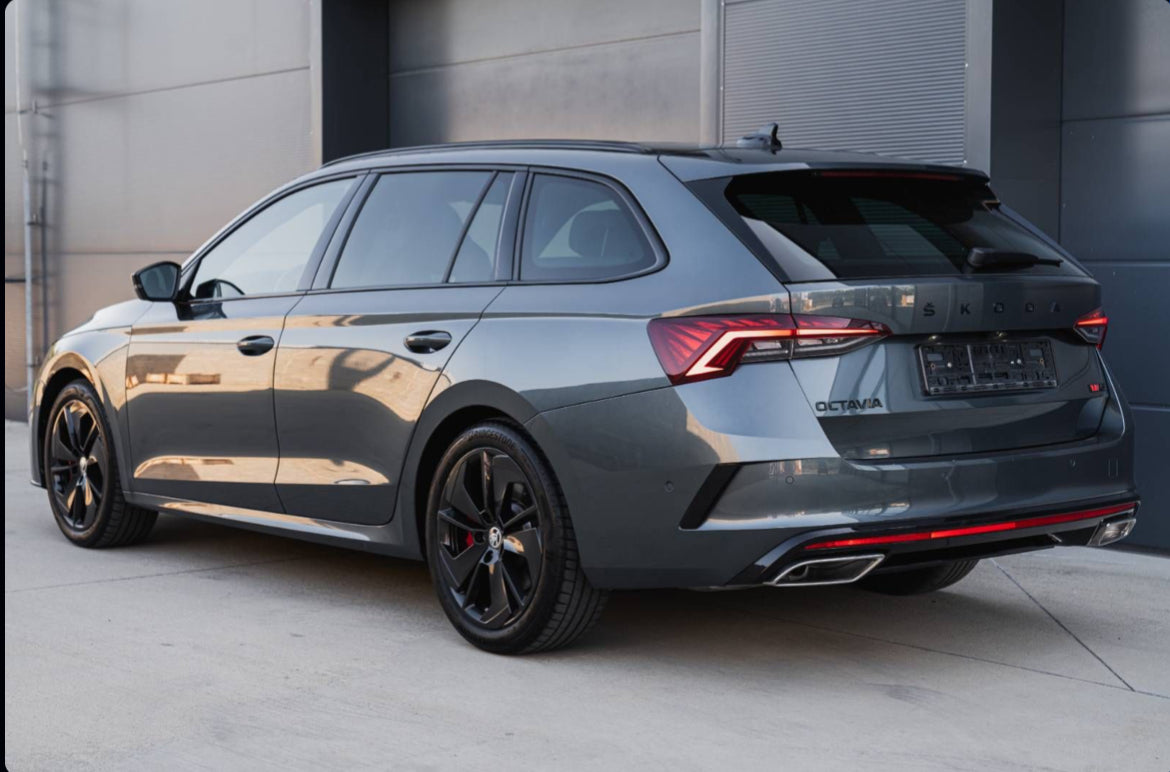 Škoda Octavia Combi 2.0 TSI RS DSG