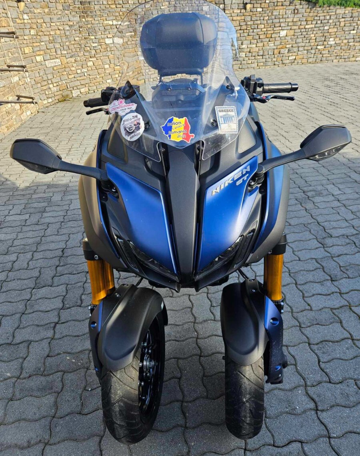 Yamaha Niken GT