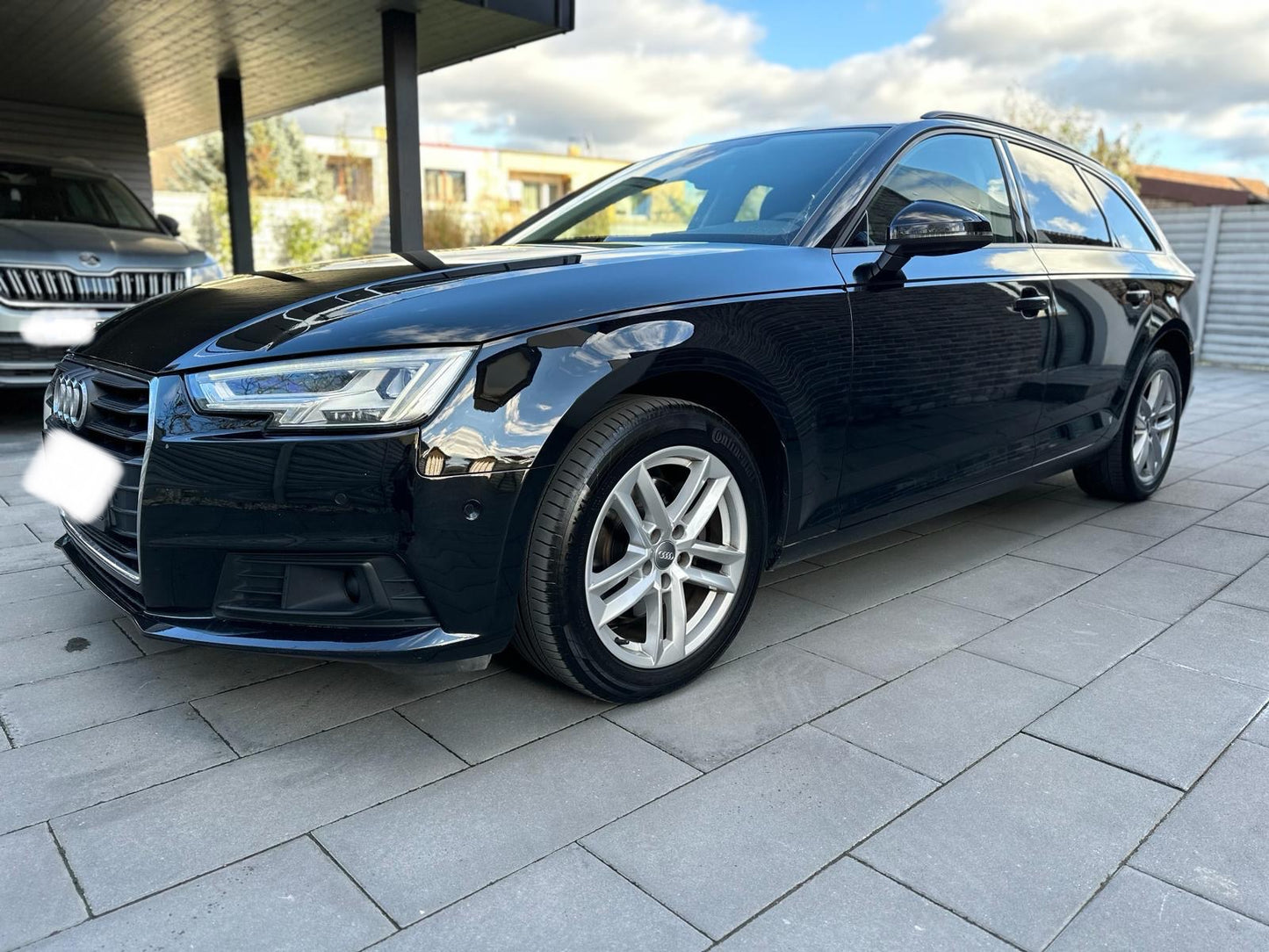 Audi A4 Avant 35 2.0 TDI Design S tronic