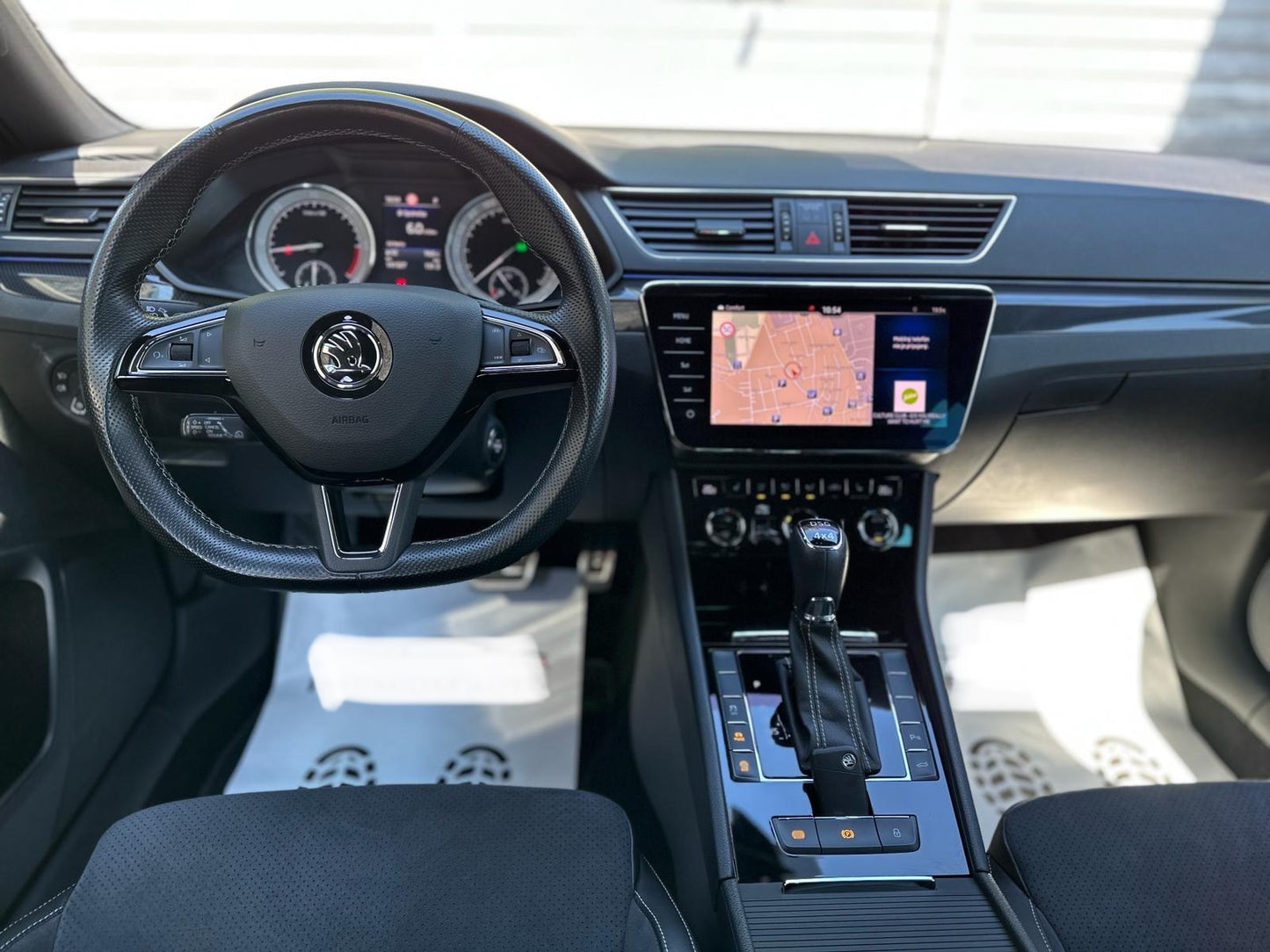 Škoda Superb Combi 2.0 TDI 190k 4x4 Sportline DSG