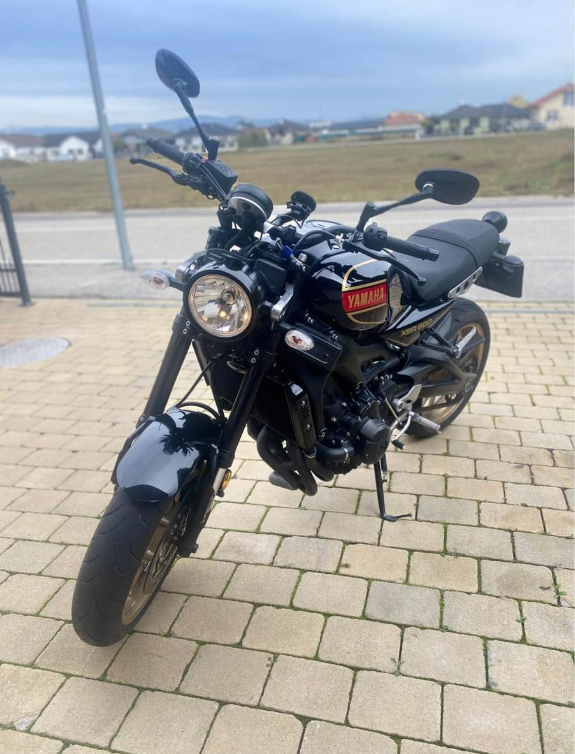 YAMAHA XSR 900SP