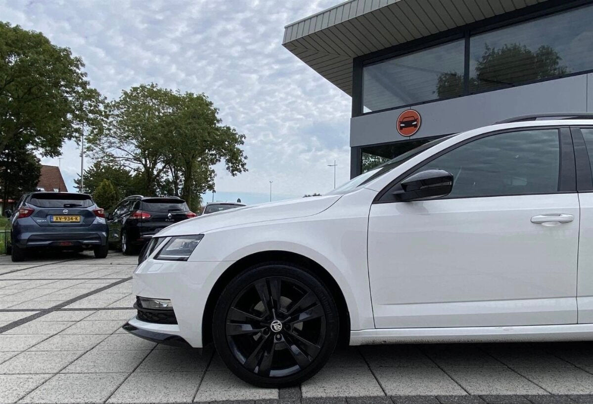 Škoda Octavia Combi 1.6 TDi,115k,Sportline DSG,85kW,A7,5d.