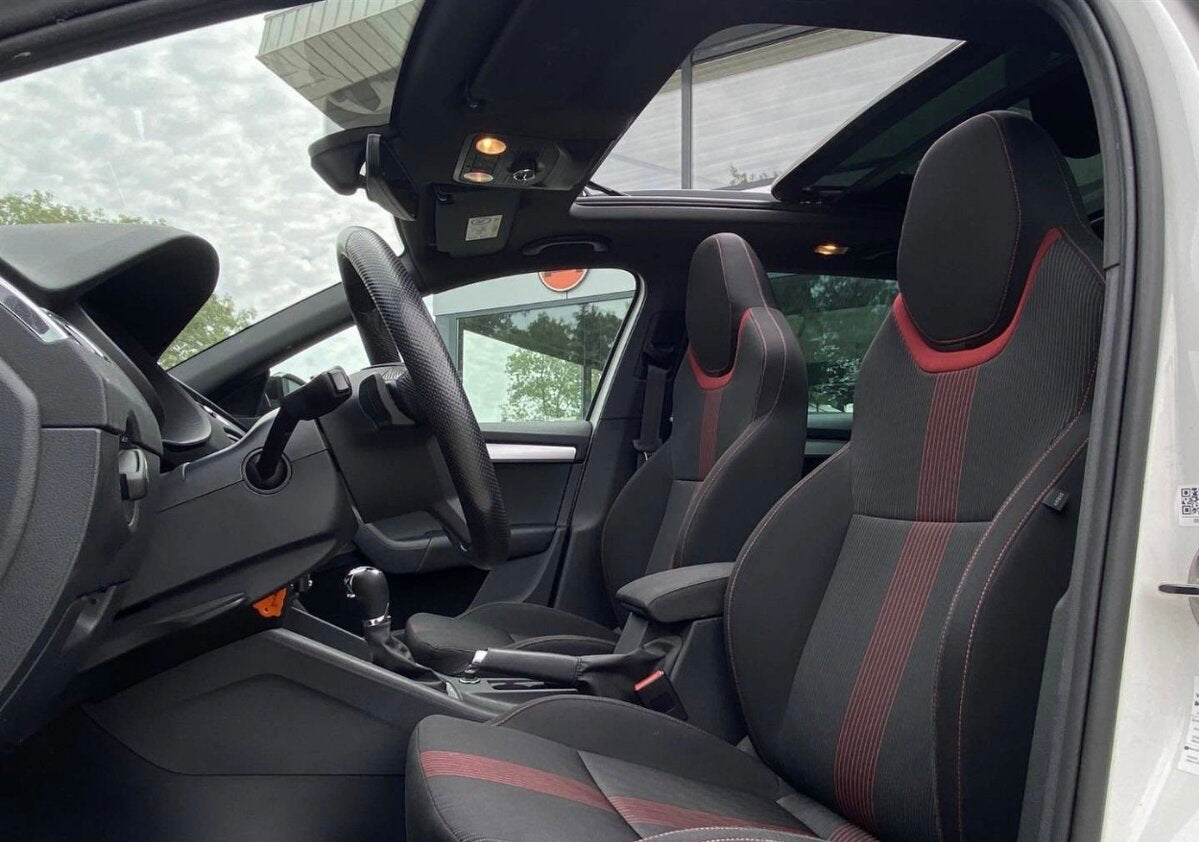 Škoda Octavia Combi 1.6 TDi,115k,Sportline DSG,85kW,A7,5d.