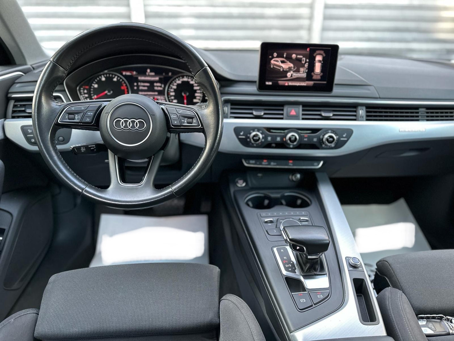 Audi A4 Avant 40 2.0 TDI quattro S tronic