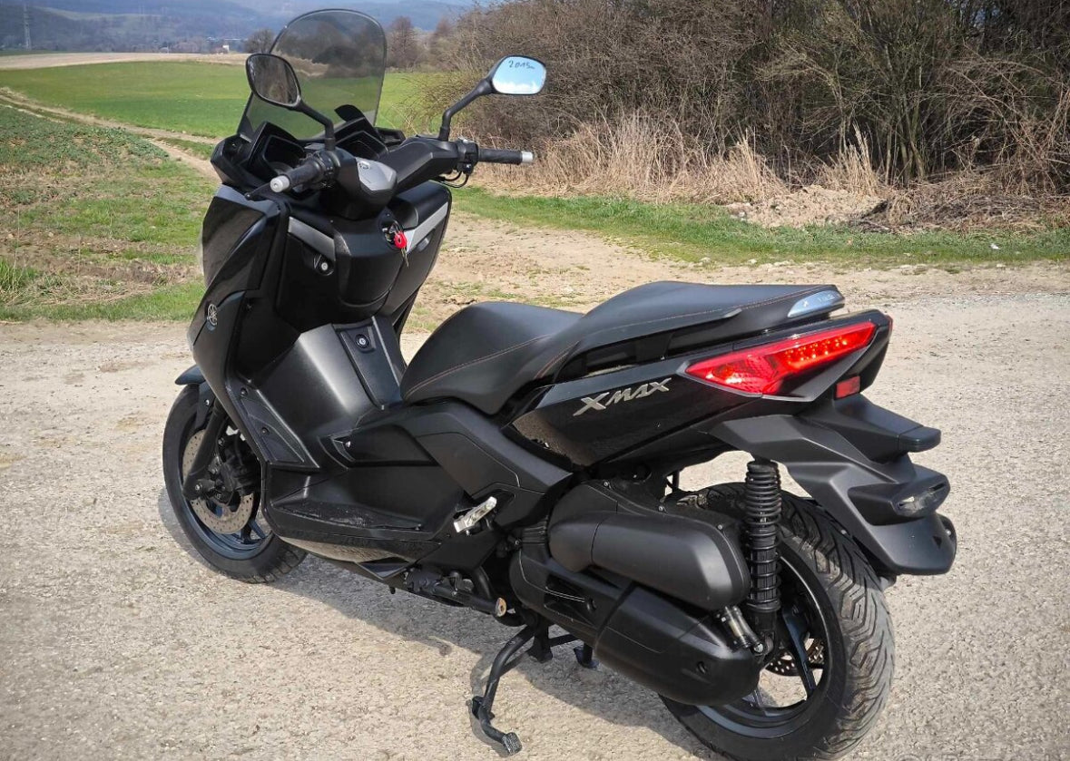Yamaha x-max 125