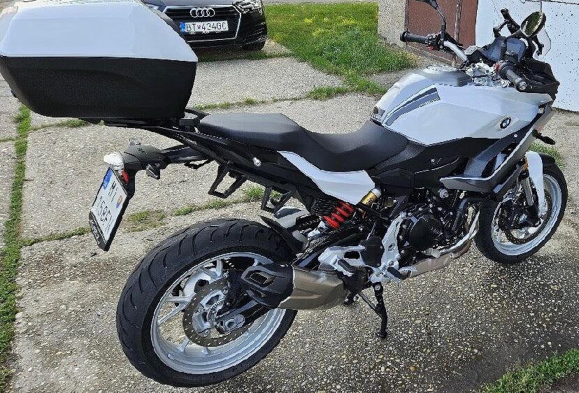 BMW XR 900F