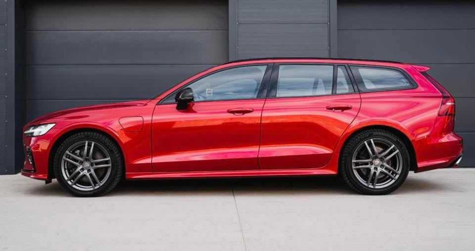 Volvo V60 T6 R-Design