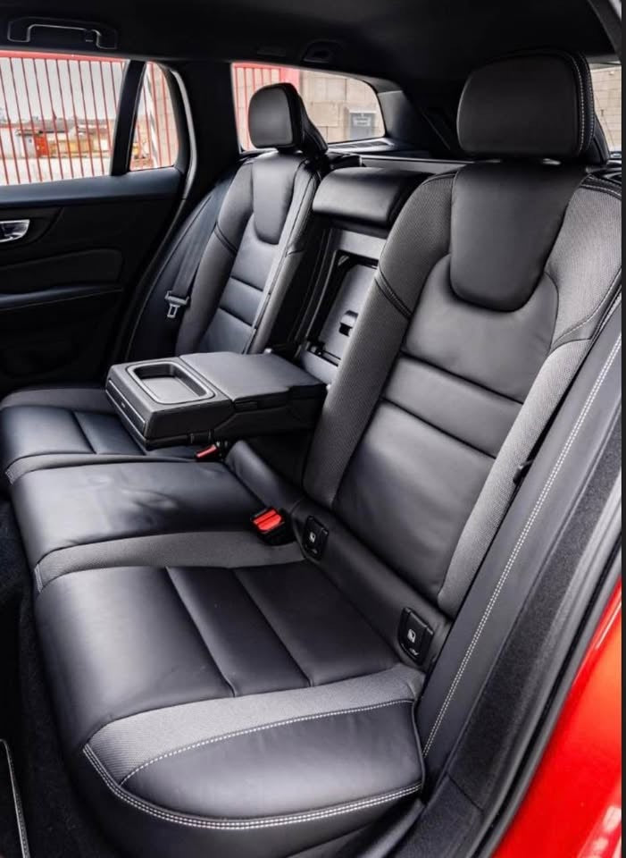 Volvo V60 T6 R-Design