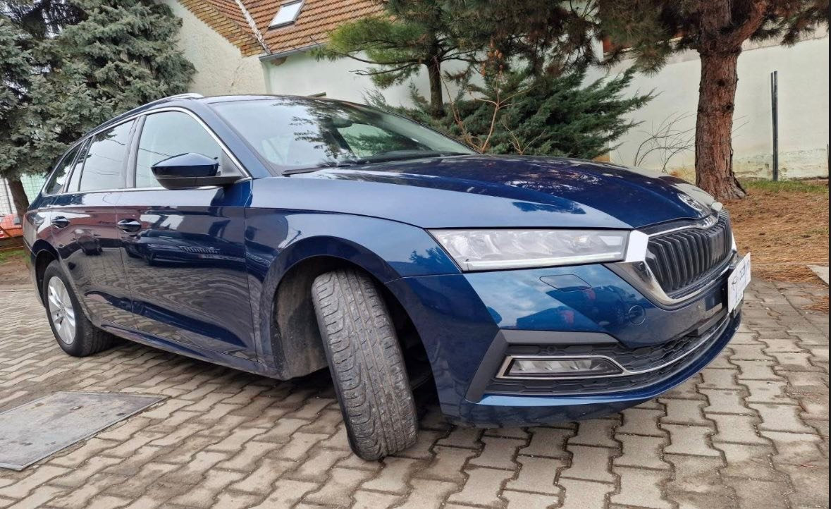 Škoda Octavia Combi 2.0 TDI Ambition DSG