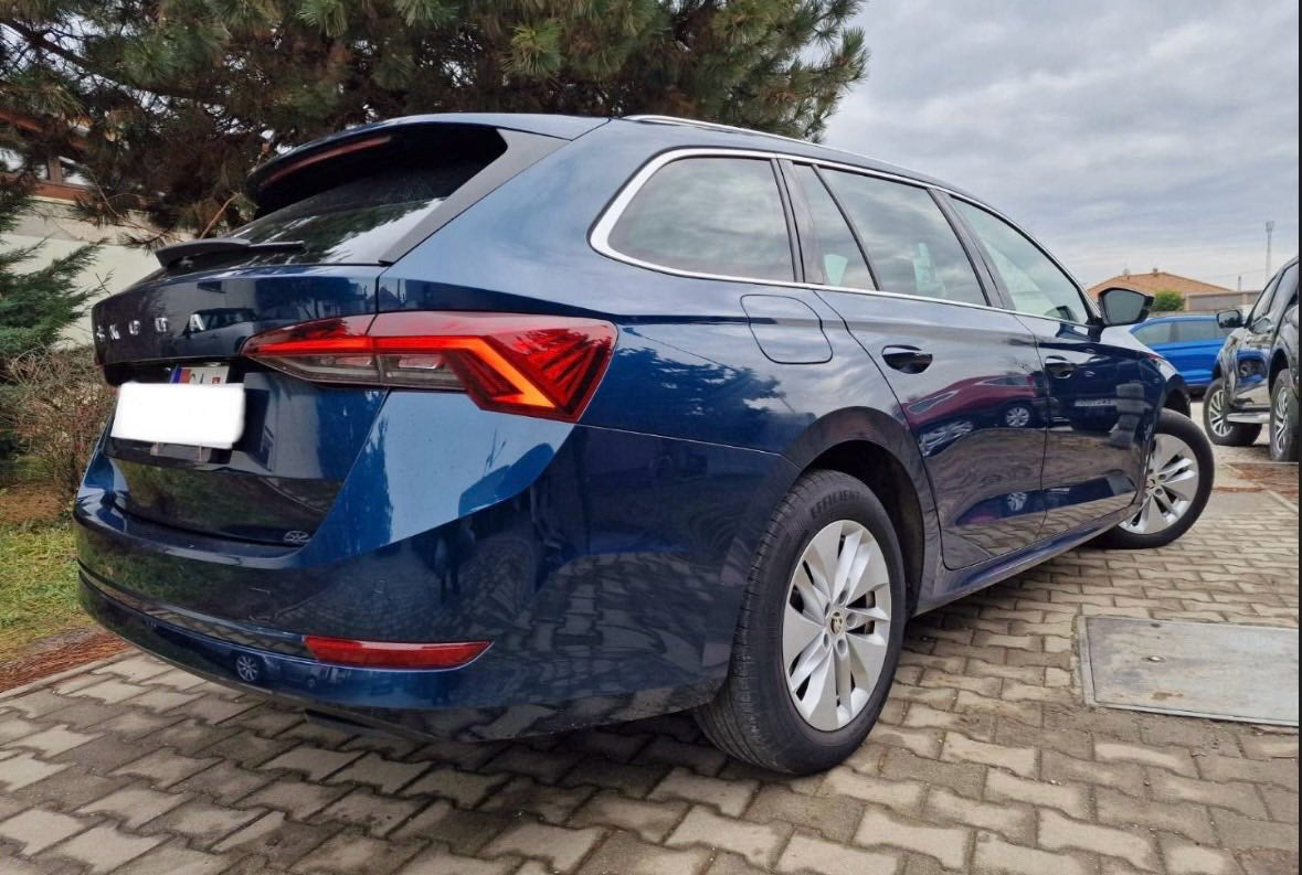 Škoda Octavia Combi 2.0 TDI Ambition DSG