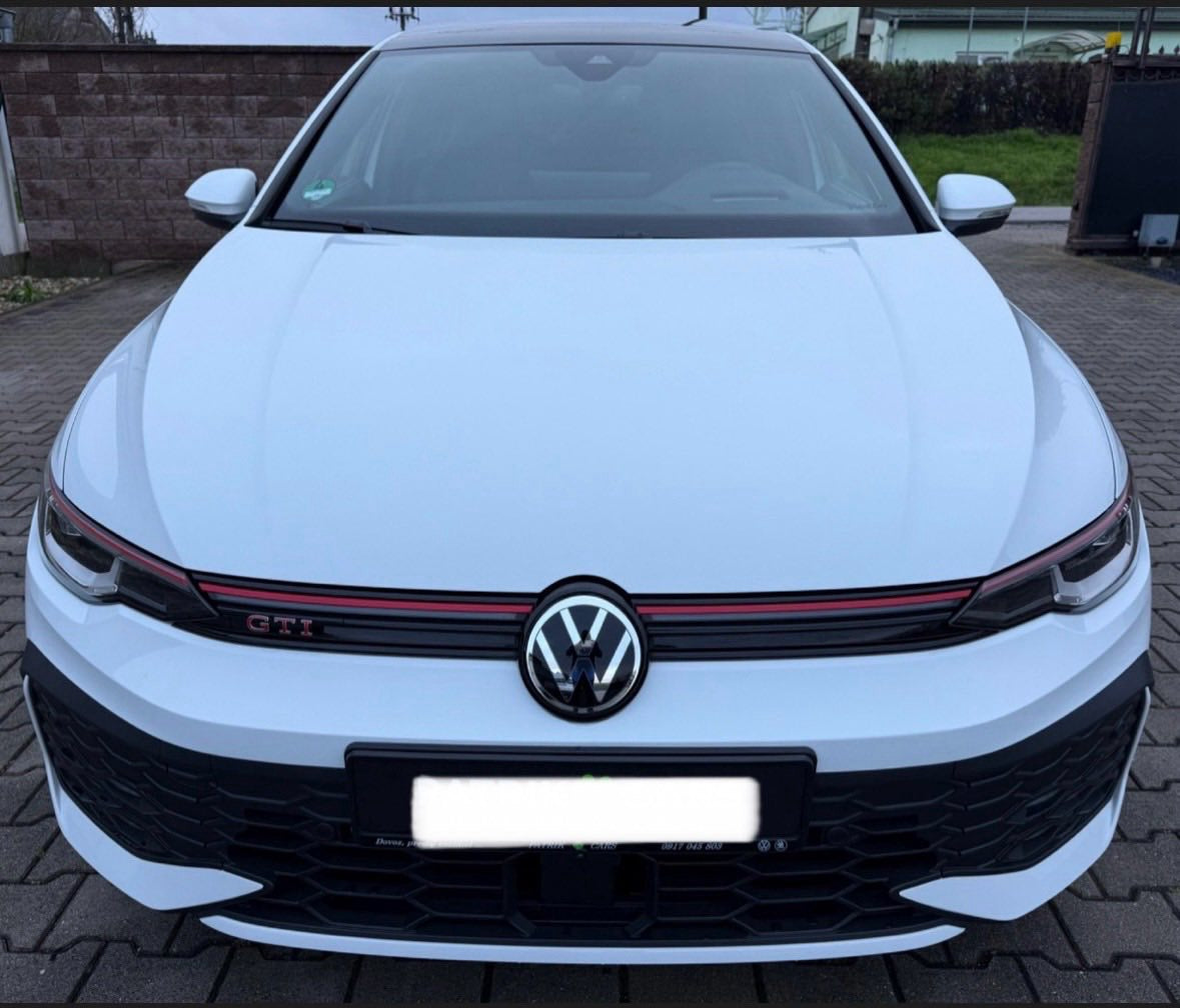 Volkswagen Golf 2.0 TSI GTI DSG