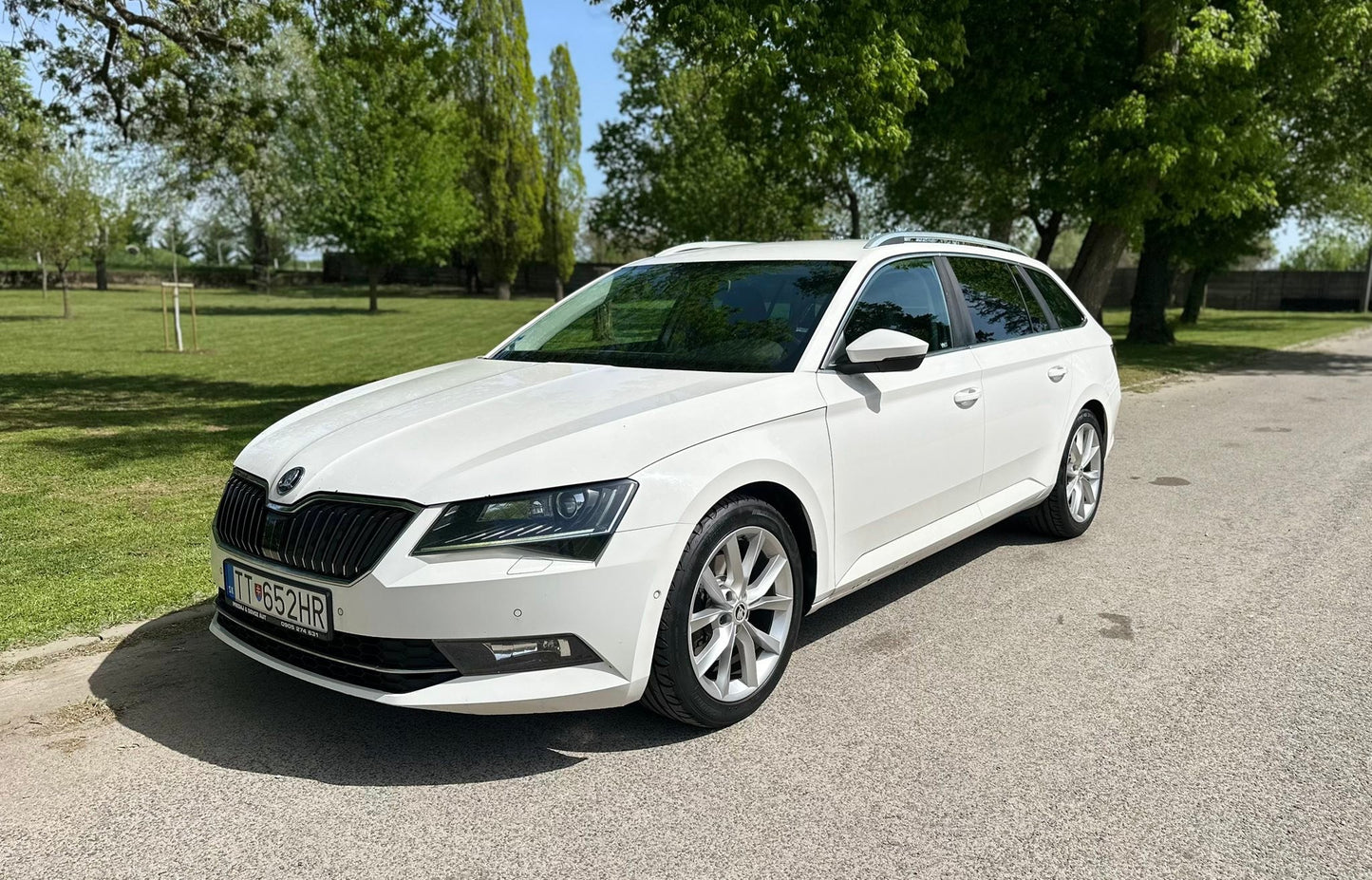 Škoda Superb combi 1.6 TDI DSG