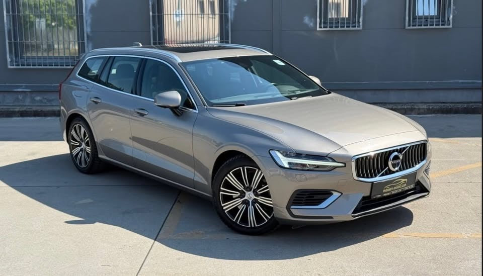 Volvo V60 T8 Twin Engine Inscription eAWD