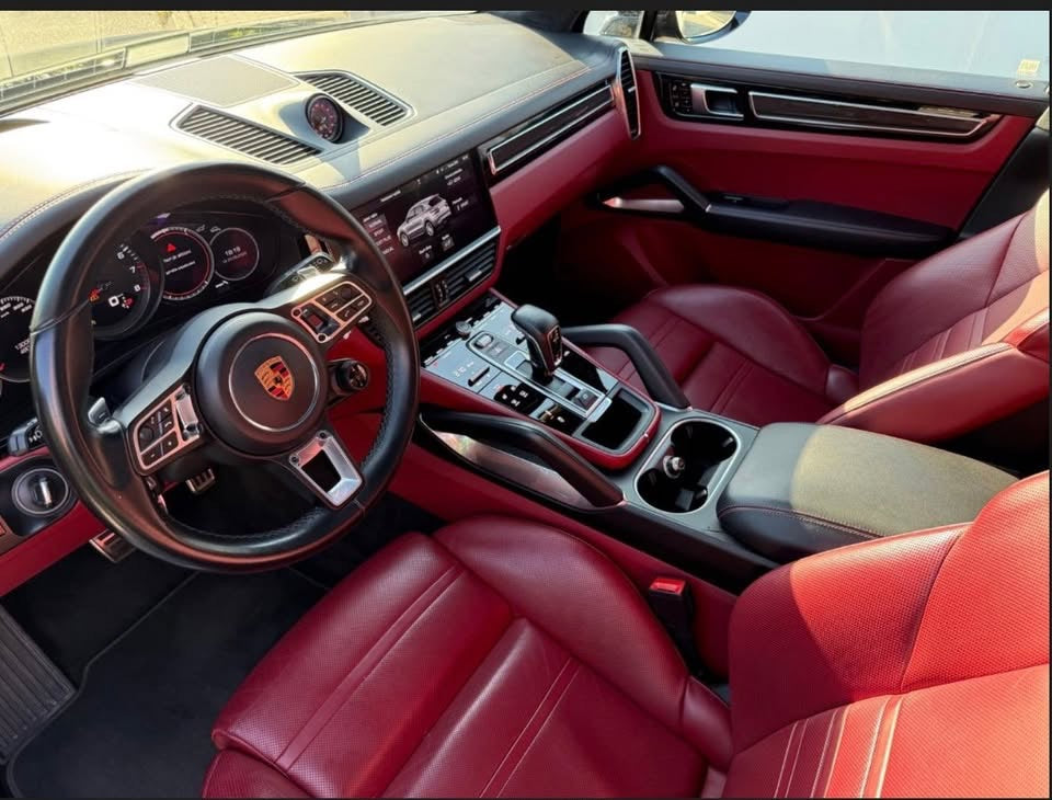 Porsche Cayenne Turbo 4x4