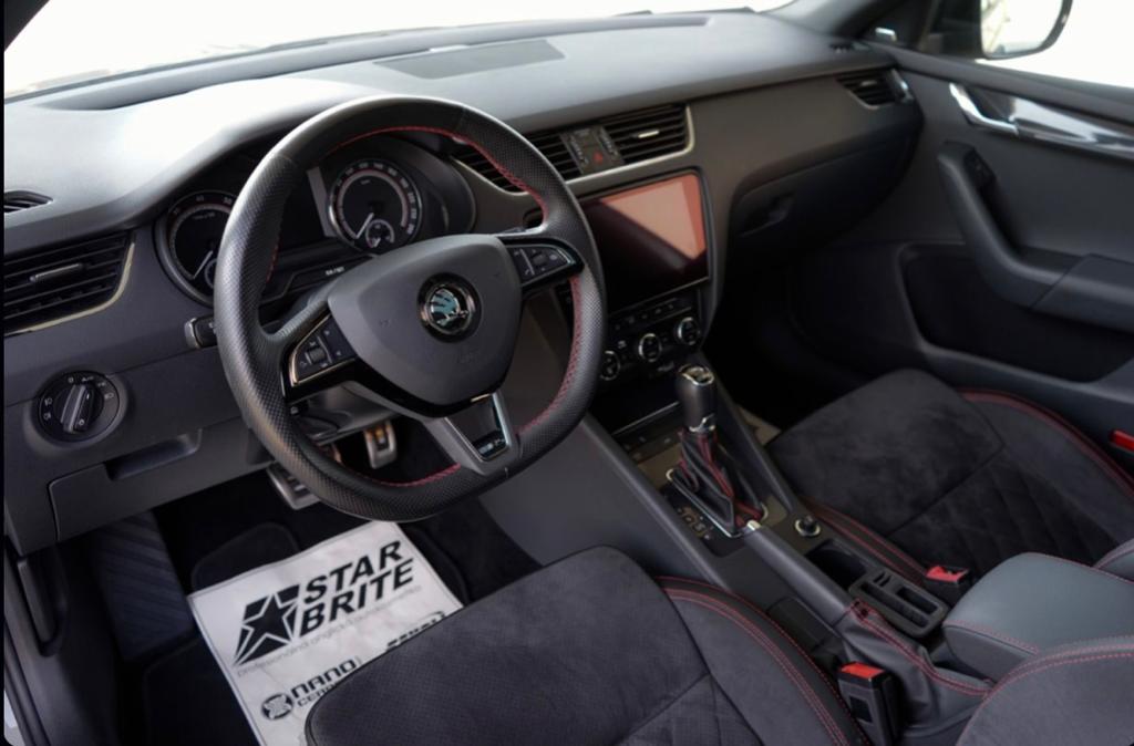 Škoda Octavia Combi 2.0 TSI RS DSG