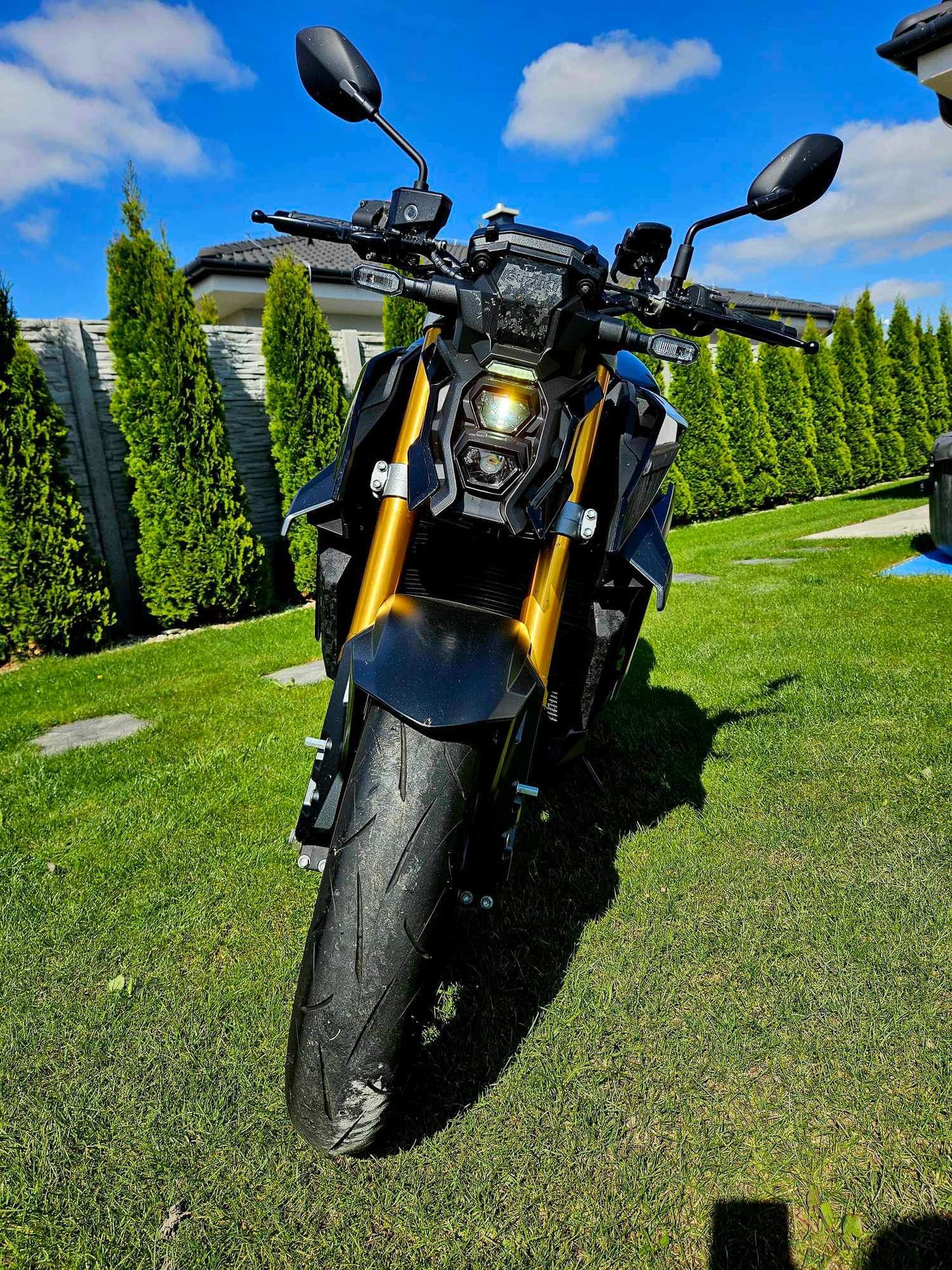 SUZUKI GSX-1000S