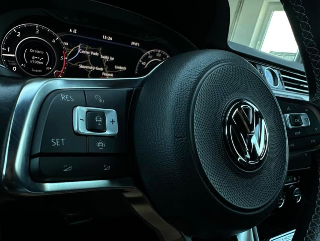 Volkswagen Arteon 2.0 TDI 190k R-LINE 4MOTION