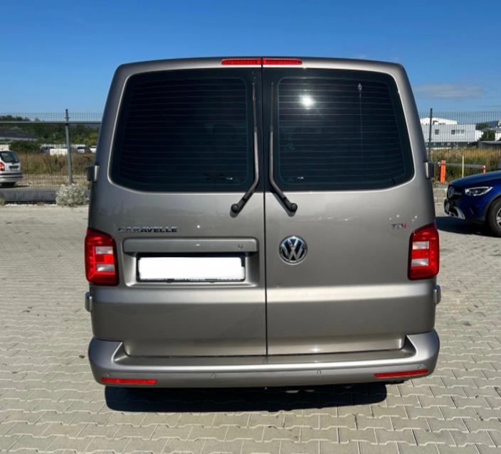 Volkswagen T6 Caravelle T6 LONG 2.0 TDi