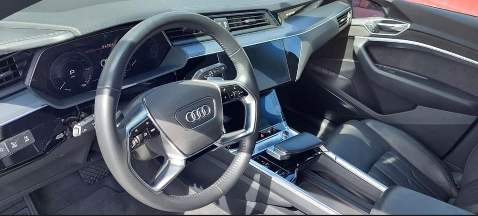 Audi E-tron 55 Quattro S-line Full