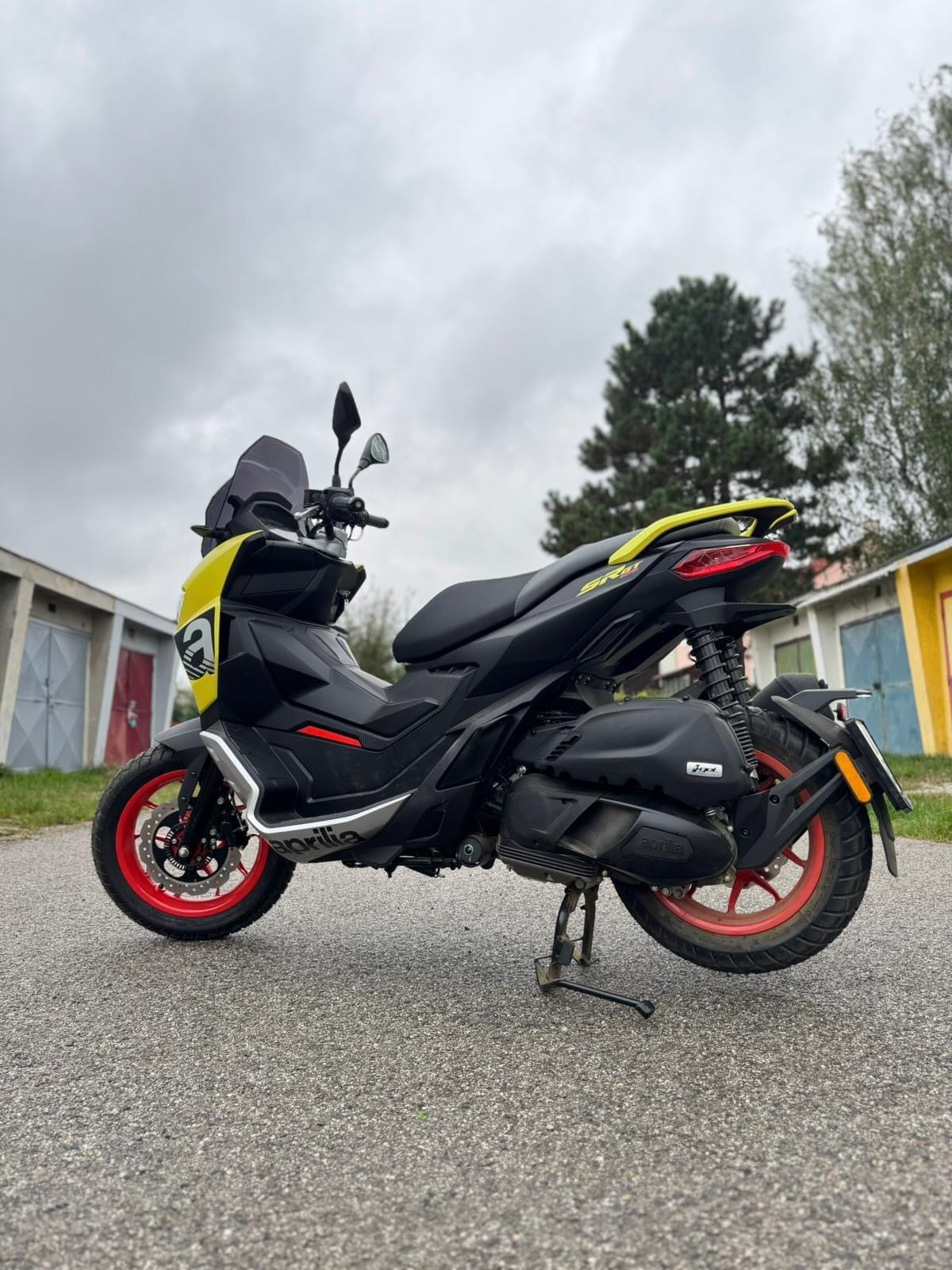 APRILIA SR 125 GT
