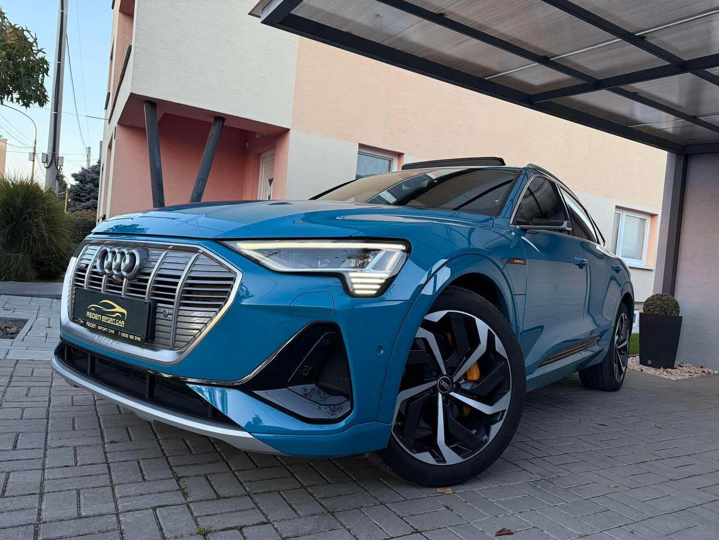 Audi E-tron 50 quattro S line