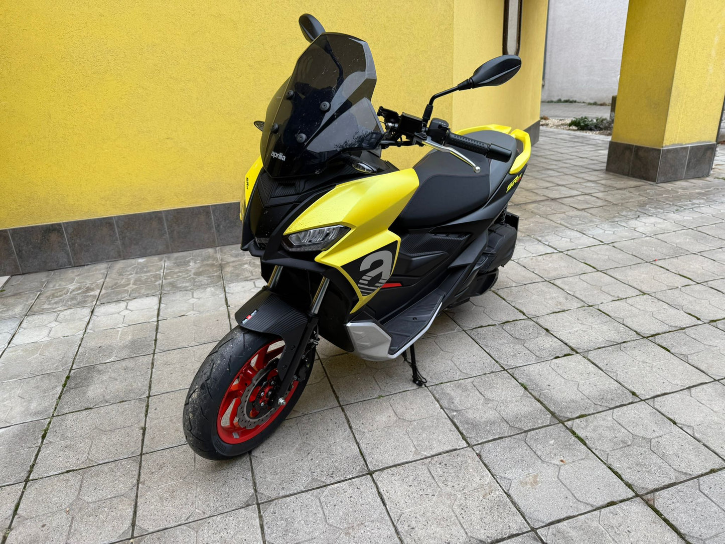 APRILIA SR 125 GT