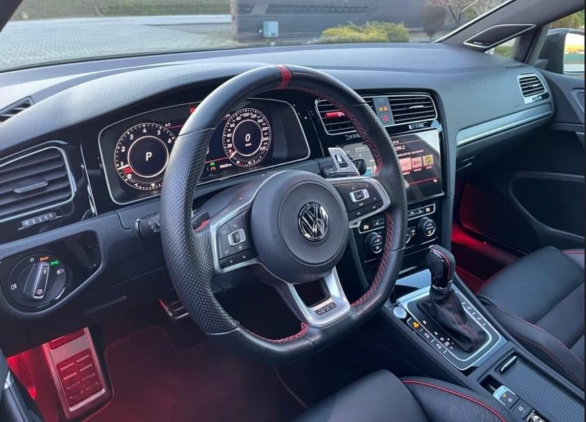 Volkswagen Golf 2.0 TSI GTI TCR DSG 213kW