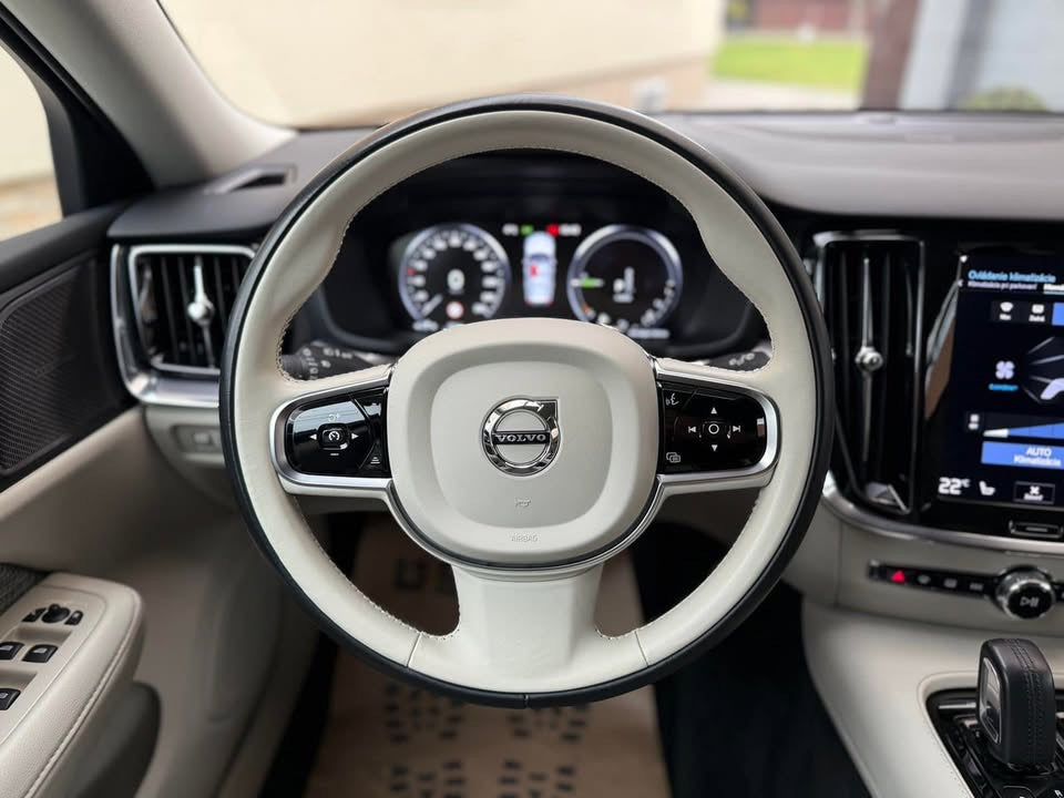 Volvo V60 Recharge T6 2.0 4WD