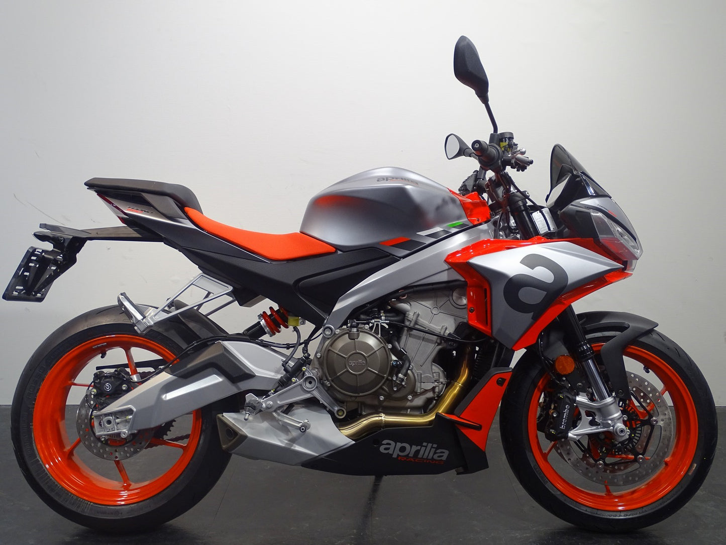 Aprilia TUONO 660 E5 IRIDIUM GREY