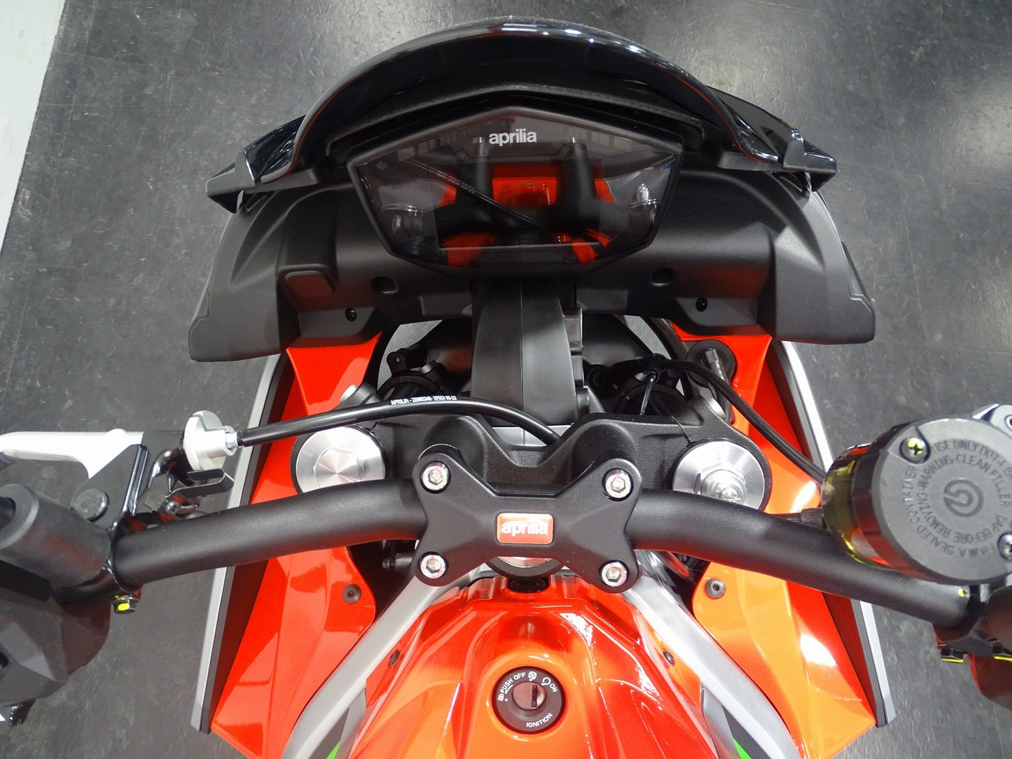 Aprilia TUONO 660 E5 IRIDIUM GREY