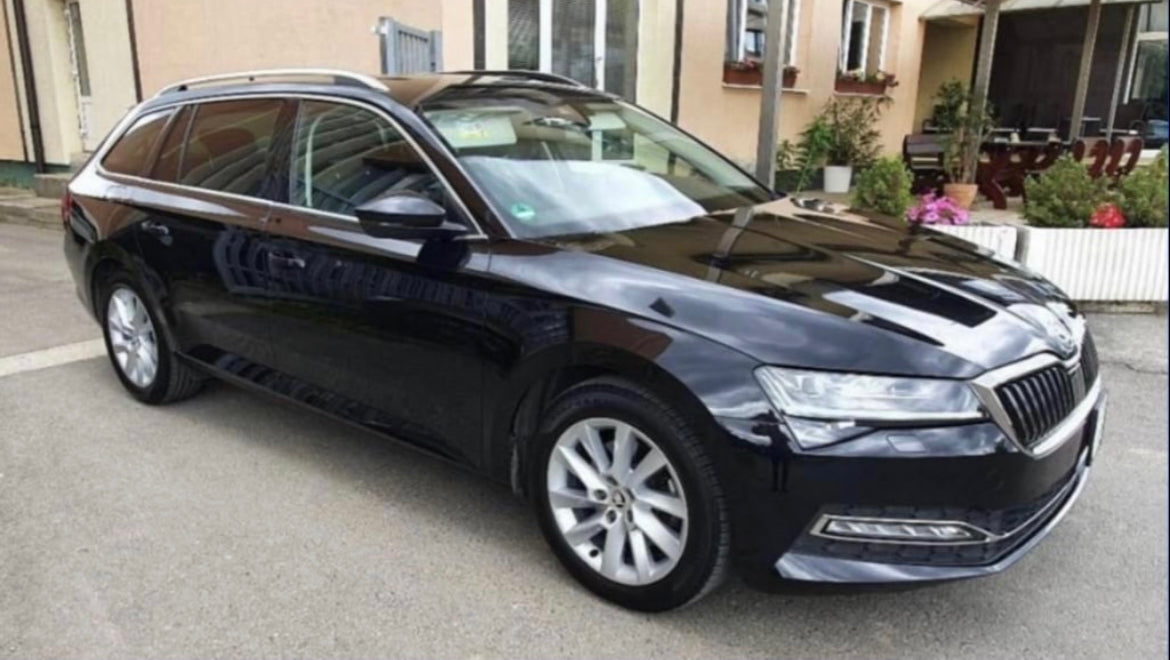 Škoda Superb Combi 2.0 TDI Ambition DSG