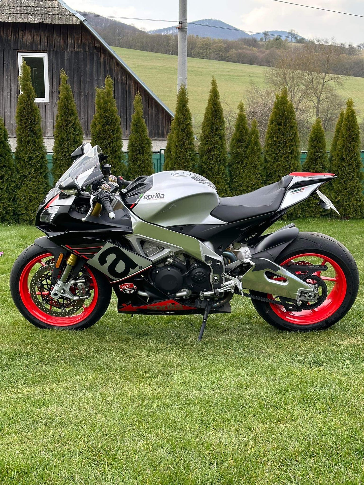 Aprilia RSV4