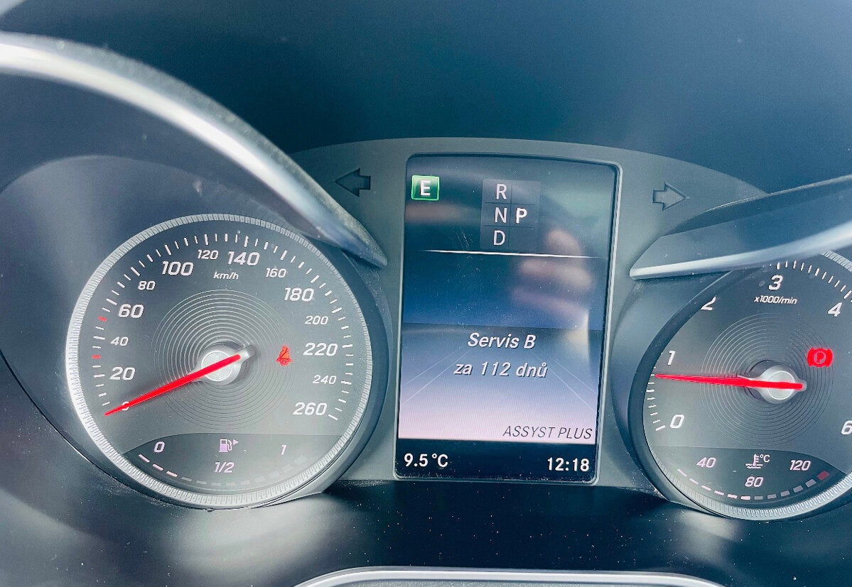 Mercedes Benz GLC 250 4Matic AMG Line 2016 možný odpočet DPH