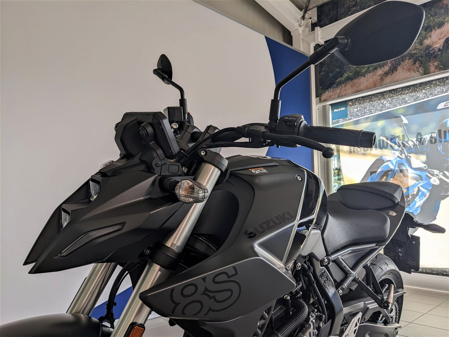 SUZUKI GSX-8S 2023