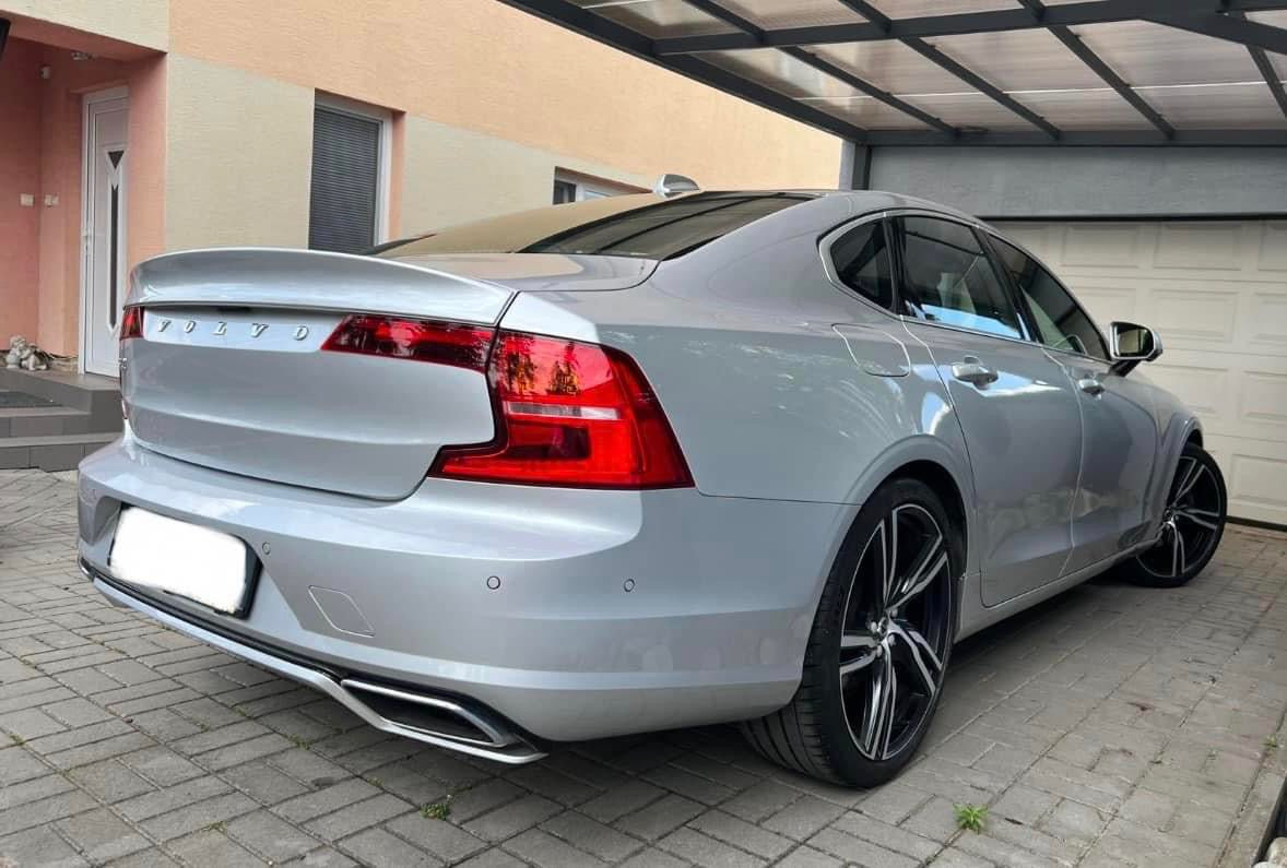 Volvo S90 D4 2.0L Drive-E R-Design A/T