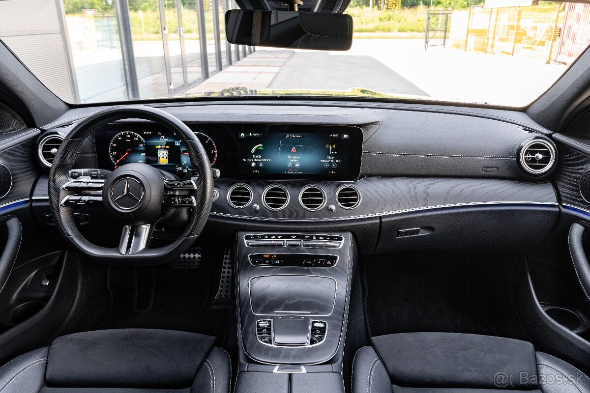 Mercedes-Benz E 220d AMG line Kombi