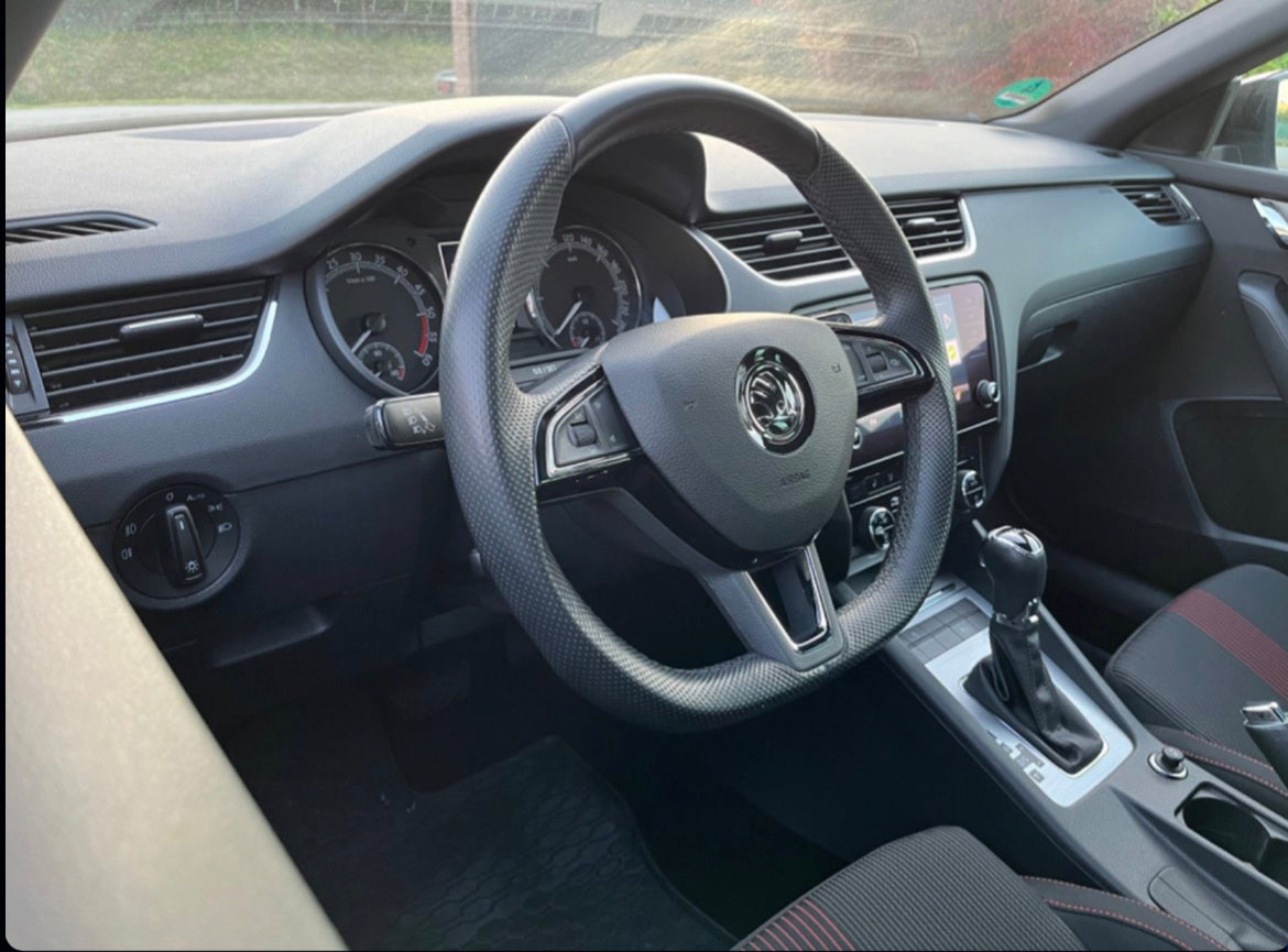 Škoda Octavia Combi 2,0TDI SPORT EDITION DSG,110kW,A7,5dv.