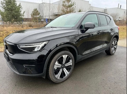 Volvo XC40 Core Recharge Pure Electric