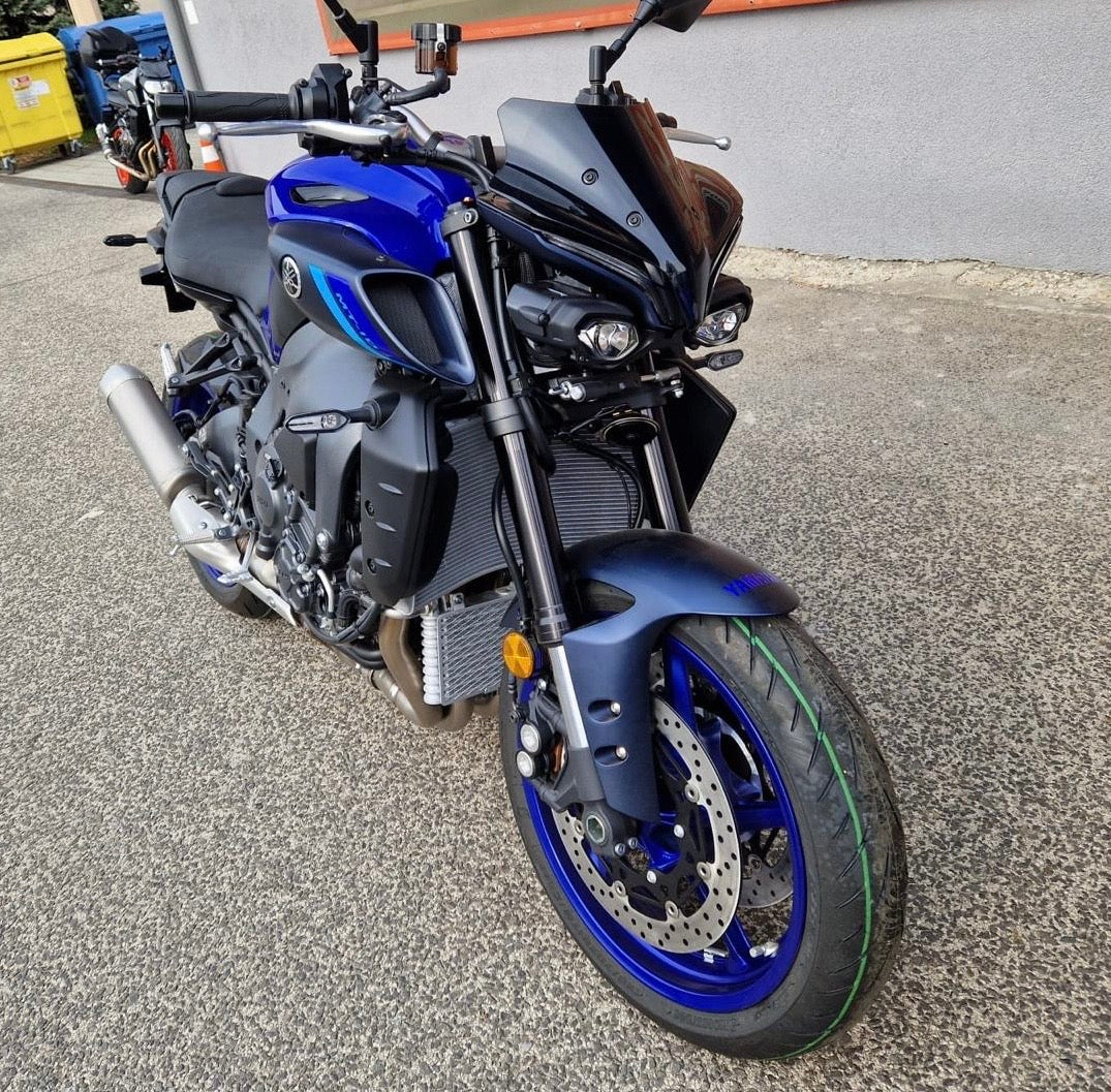 YAMAHA MT-10