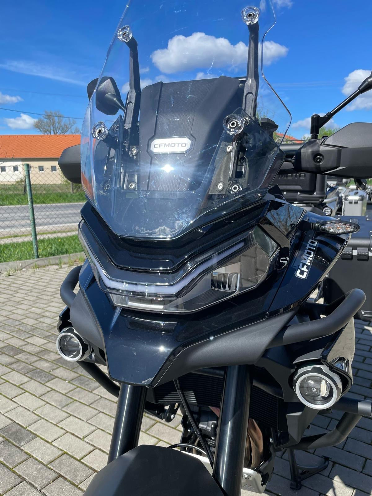 CFMOTO 800MT TOURING